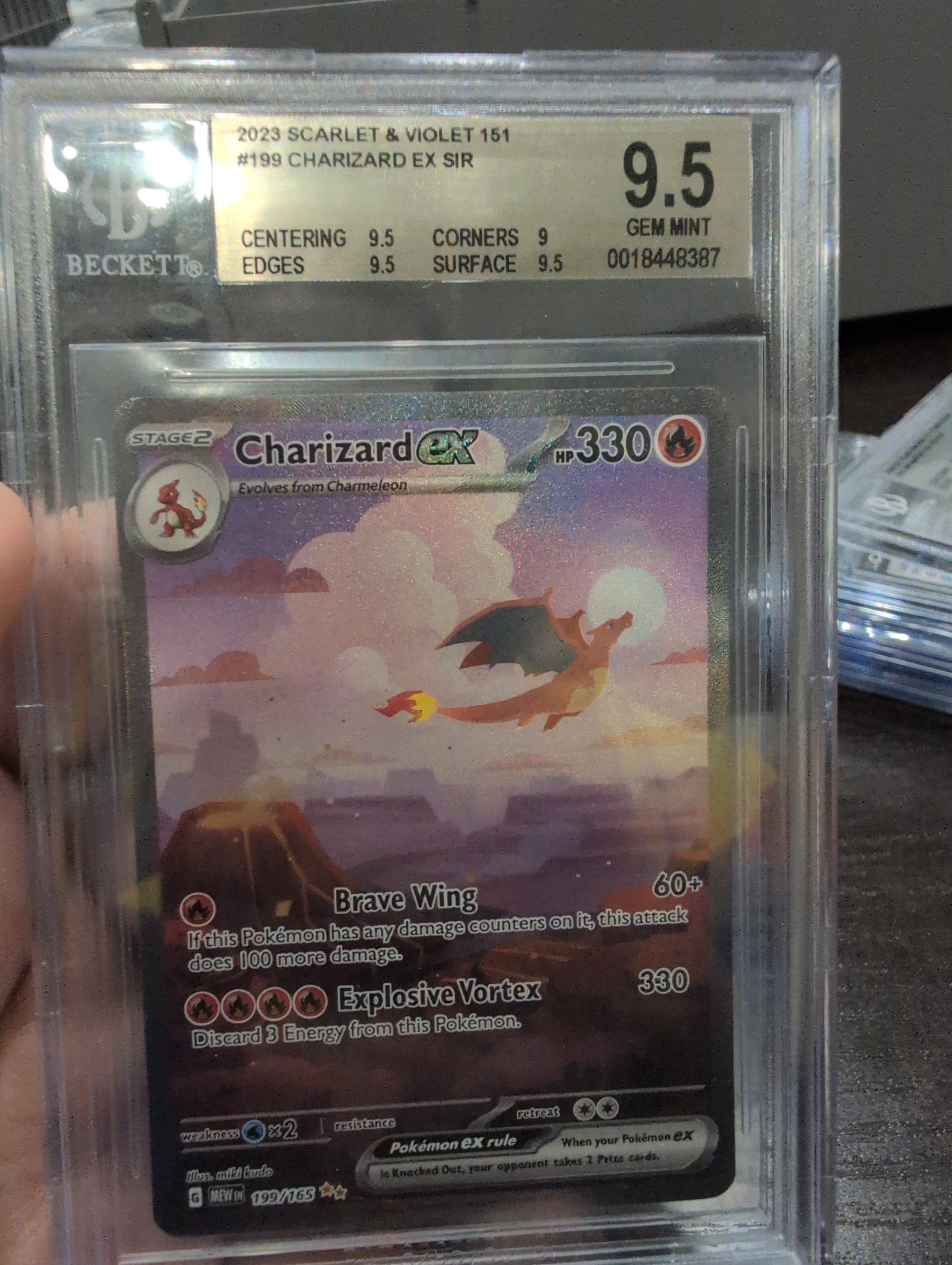 Pokemon: Beckett 9.5 151 Charizard Ex SIR English